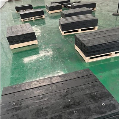 Леза в стилі Joma